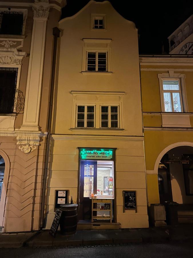 Ferienwohnung Dum Pod Vezi Mikulov Exterior foto